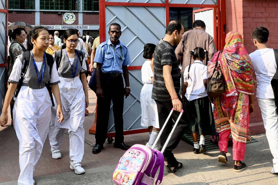 Bangladesh volta a fechar escolas devido a onda de calor extremo