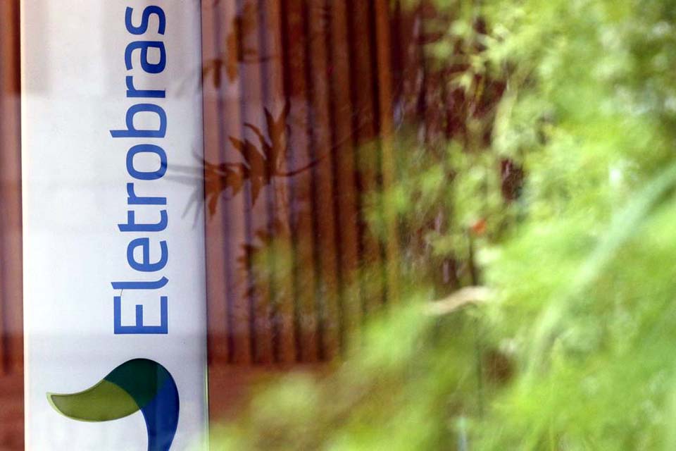 Eletrobras suspende desligamentos de PDV por decisão da Justiça