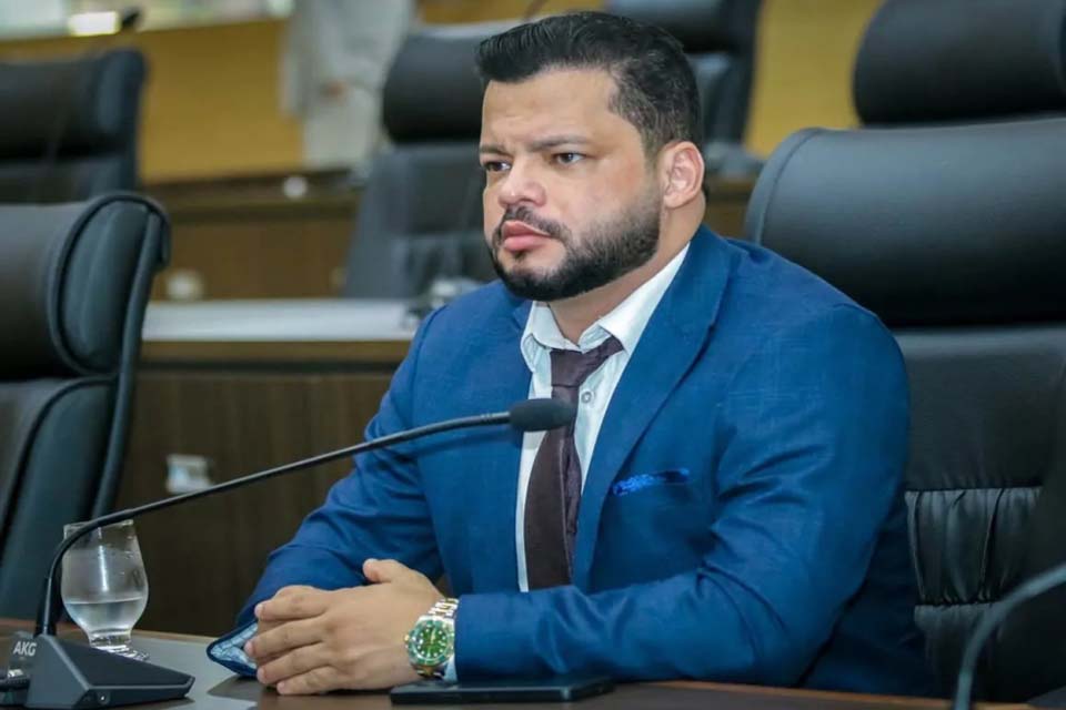 Deputado Edevaldo Neves requer providências urgentes sobre falta de médicos vasculares na Rede Estadual de Saúde