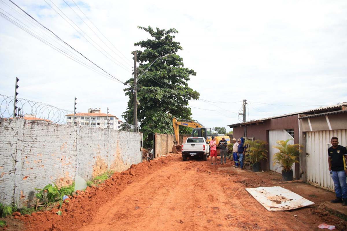 Bairro Industrial recebe obras de drenagem profunda da prefeitura de Porto Velho