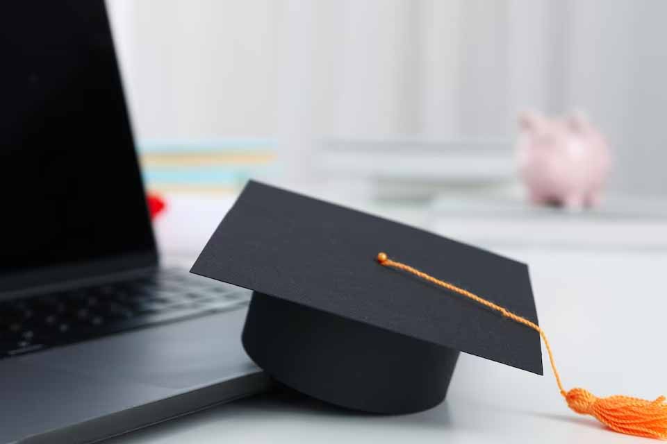 4 benefícios em cursar uma pós-graduação