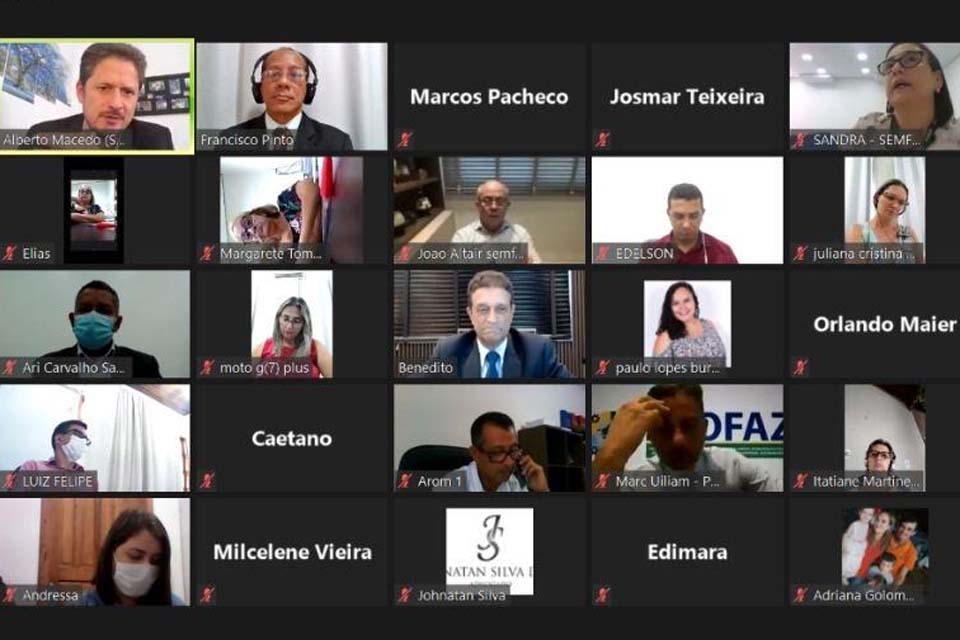 Simplifica Já: Profaz reúne gestores municipais para debate sobre reforma tributária 