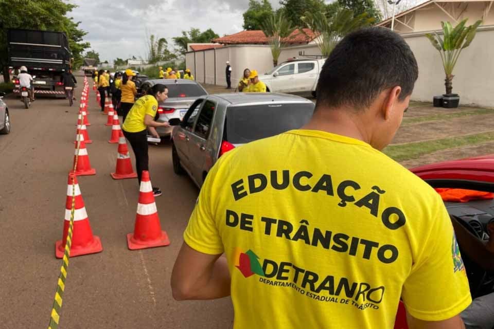 Orientações para convivência segura entre veículos e pedestres durante férias escolares são reforçadas pelo Detran-RO