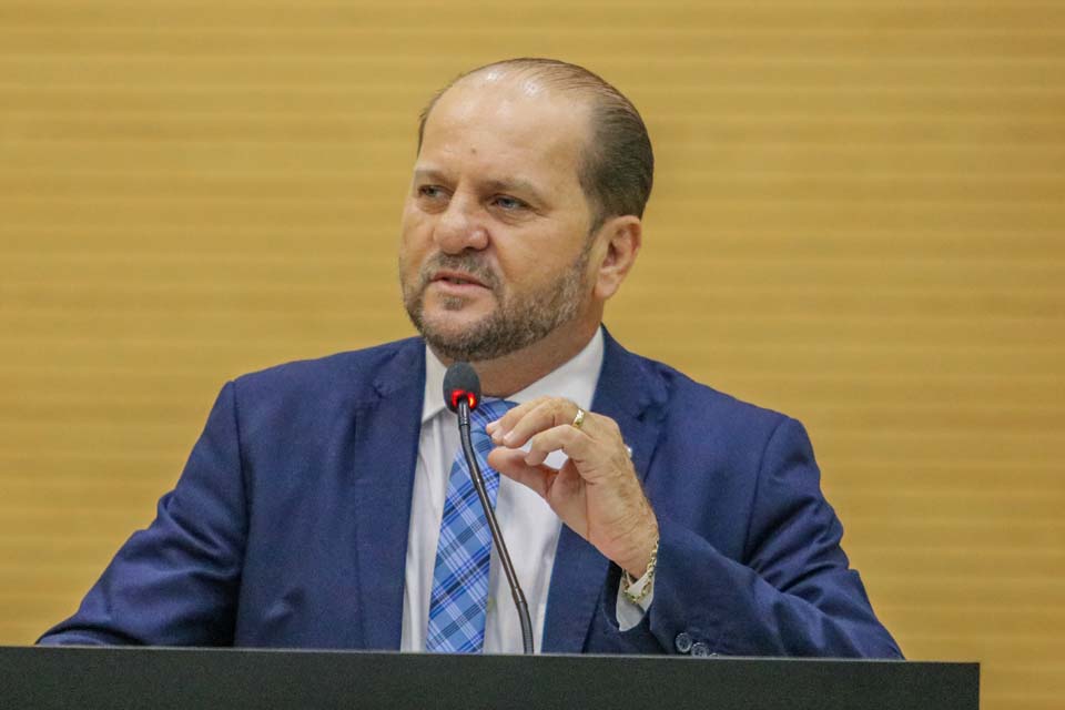 Deputado Cirone Deiró quer renovação de convênio do Governo de Rondônia com o Incra