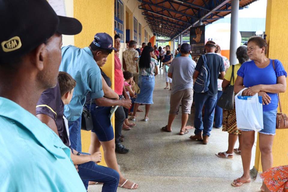 Além dos serviços de cidadania, MP Itinerante fiscaliza redes de educação em Governador Jorge Teixeira