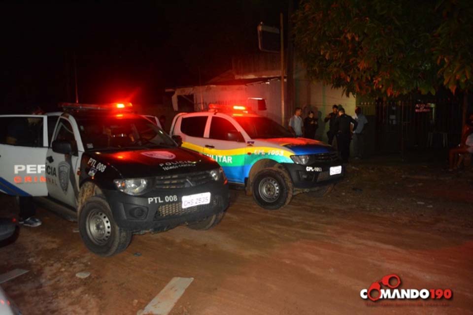 Homem é morto a tiros enquanto dormia em seu apartamento