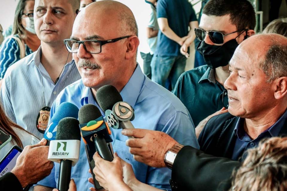 Deputado Federal Coronel Chrisóstomo acompanha ministro da Educação Milton Ribeiro em visita técnica a Rondônia