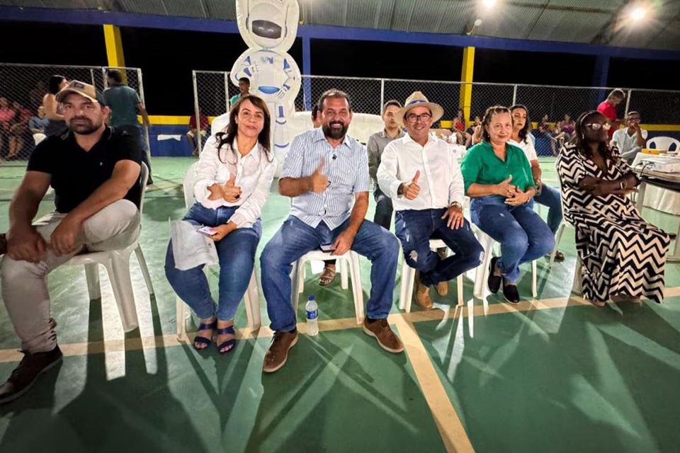 Laerte Gomes prestigia inauguração da Escola Municipal Marechal Hermes da Fonseca