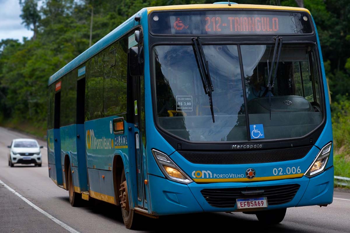 Transporte público volta a atender comunidade na Estrada de Santo Antônio
