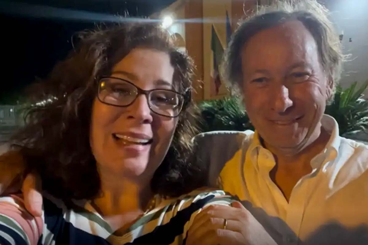 Carla Zambelli é libertada na Itália após tribunal negar extradição
