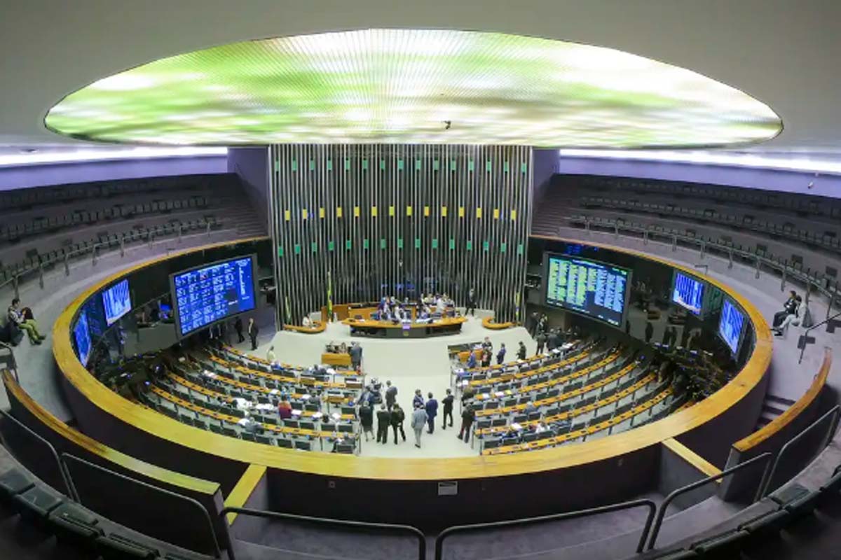 PL, PSD, PT e Republicanos têm 15 governadores eleitos
