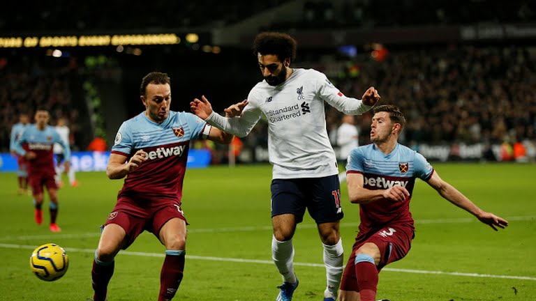 Vídeo - Liverpool vence West Ham e dispara na liderança do Inglês
