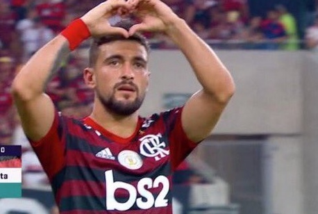 VÍDEO - Gols e Melhores Momentos de Flamengo 3 x 1 Grêmio
