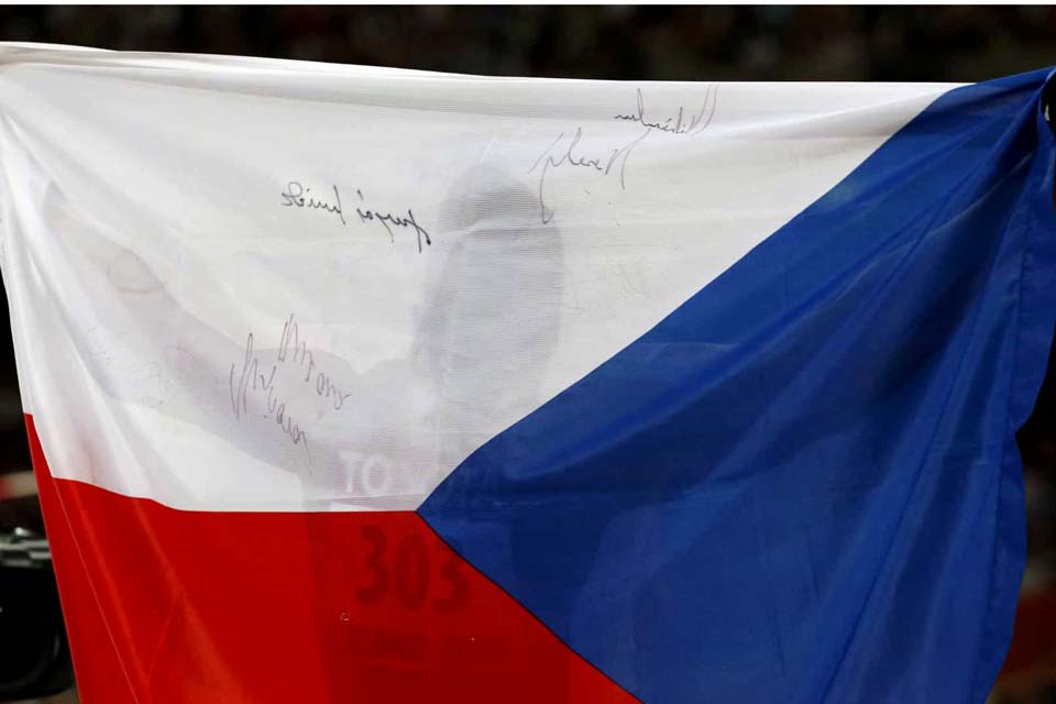 República Checa prolonga estado de emergência até 30 de abril