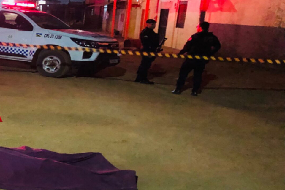 Vigilante é morto a pauladas após tentar defender irmã na zona leste