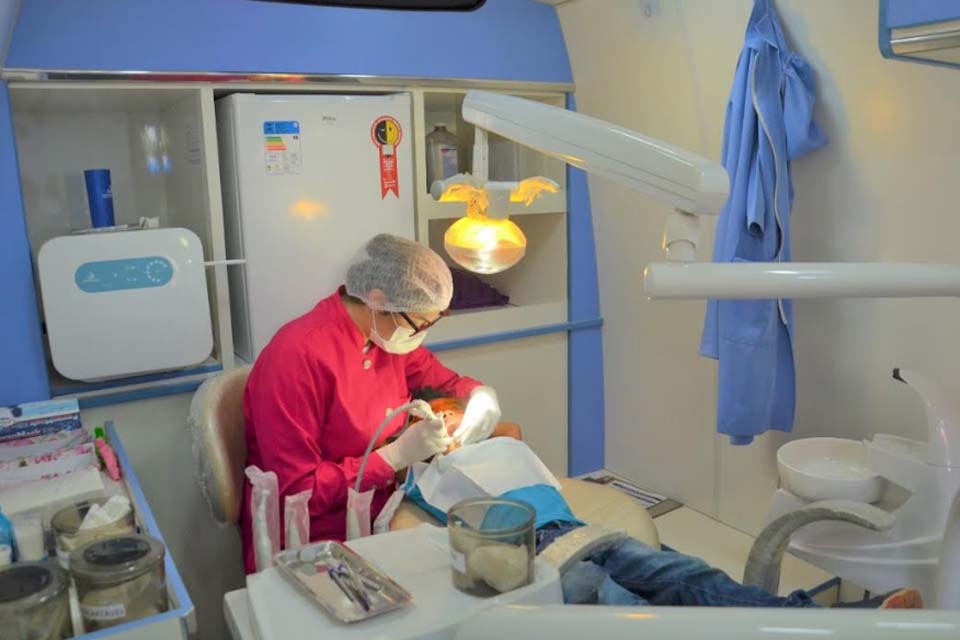 Projeto leva atendimento odontológico para estudantes da área rural do município