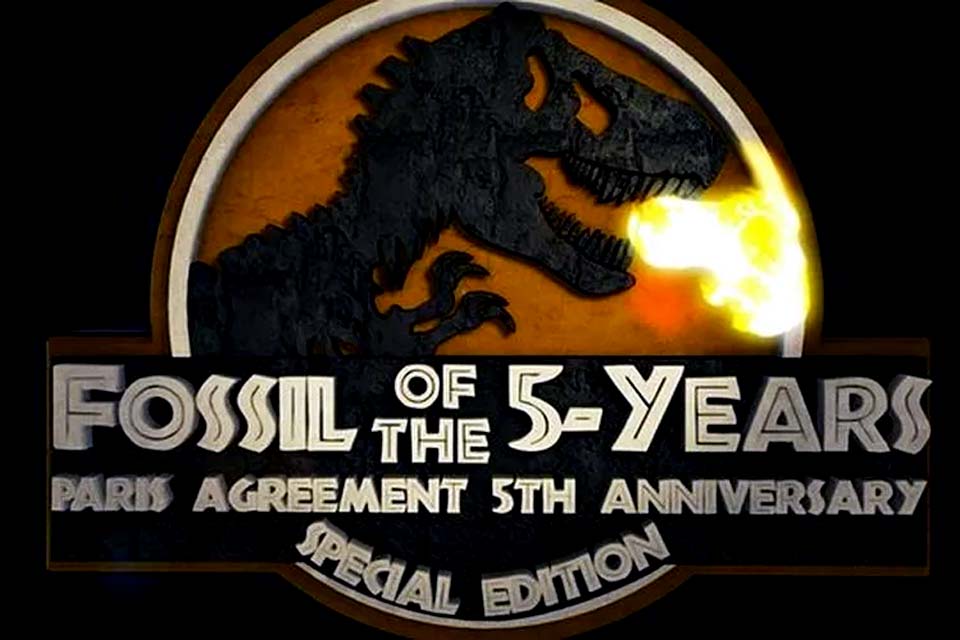 Brasil vence prêmio Fóssil do Ano por 'calar sociedade civil' e 'desproteger povos indígenas'