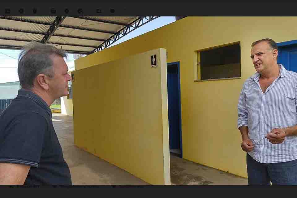 Deputado Luizinho Goebel e prefeito Vanderlei Tecchio discutem importantes ações para Alvorada do Oeste