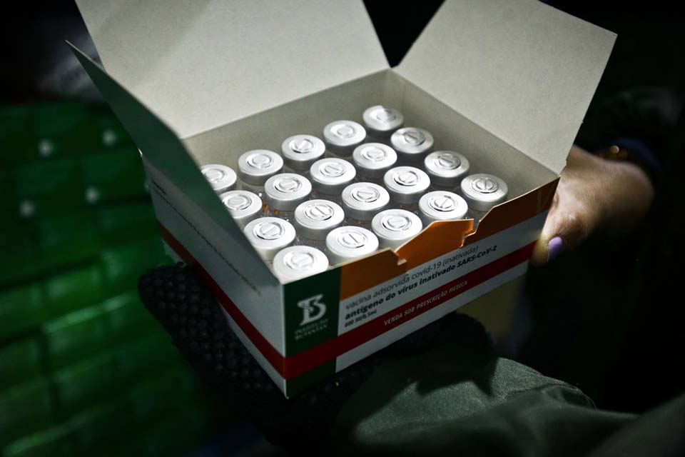 Governo vai enviar doses pediátricas para estados com baixos estoques