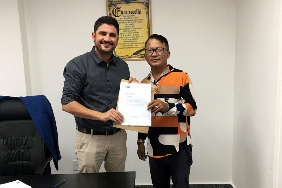 Deputado Estadual Jean Mendonça destinará emenda de R$100 mil para associação em Guajará-Mirim