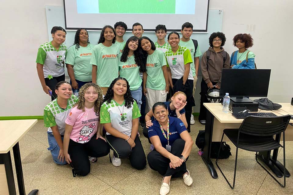 Meninas RObóticas participam pela primeira vez da Semana Nacional de Ciência e Tecnologia em Porto Velho