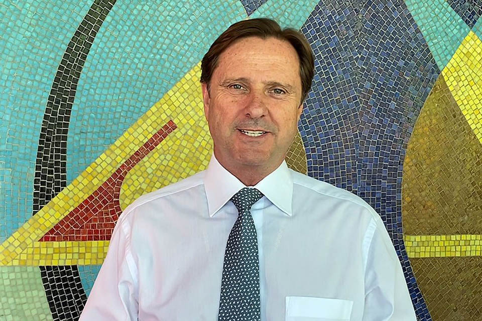 Governo precisa reduzir impactos na saúde e na economia, diz Gurgacz