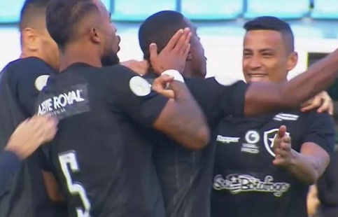 VÍDEO - Gols e Melhores Momentos de Avaí 0 x 2 Botafogo