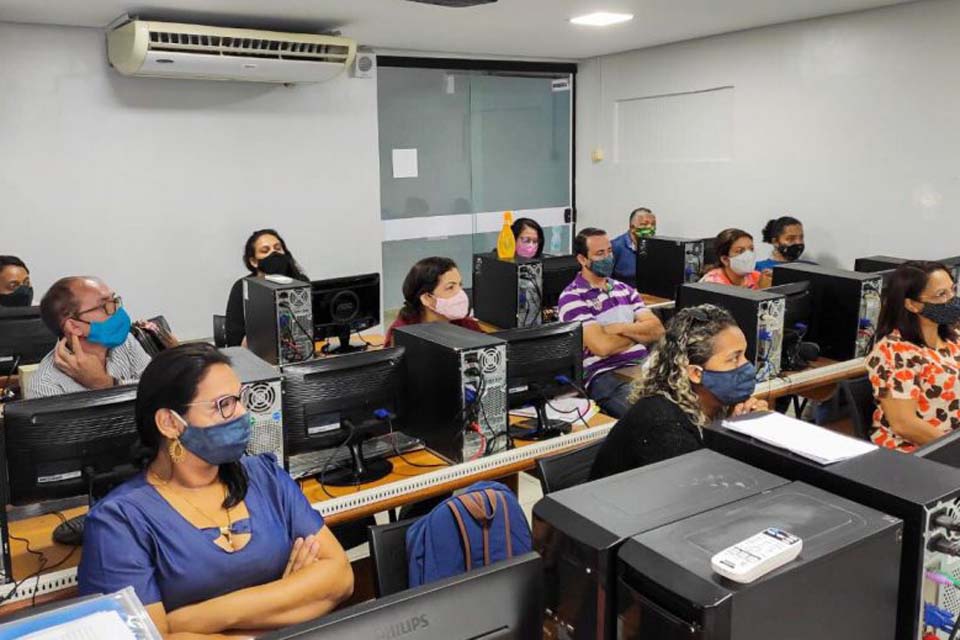 Governo de Rondônia capacita municípios para uso da nova plataforma do Programa Criança Feliz