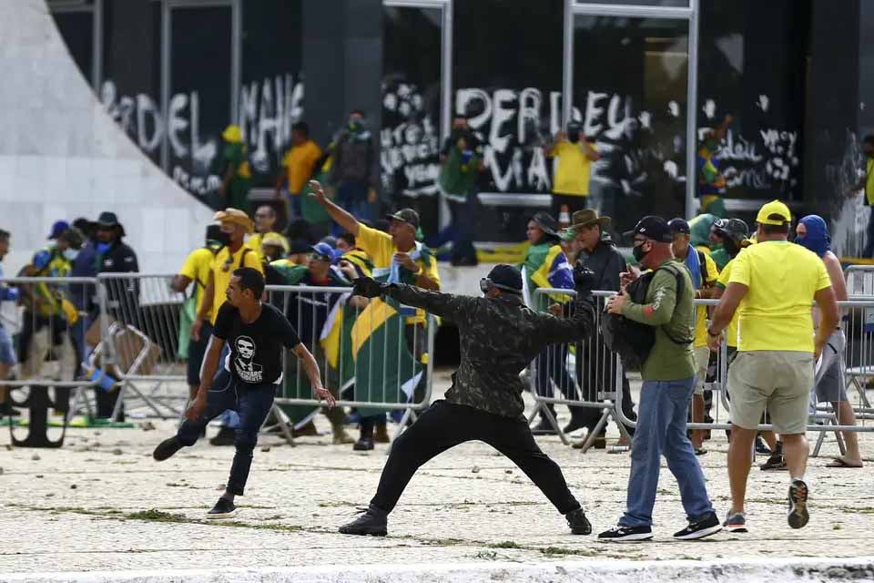 PF deflagra operação em Rondônia e outros 11 estados contra financiadores do 8 de janeiro