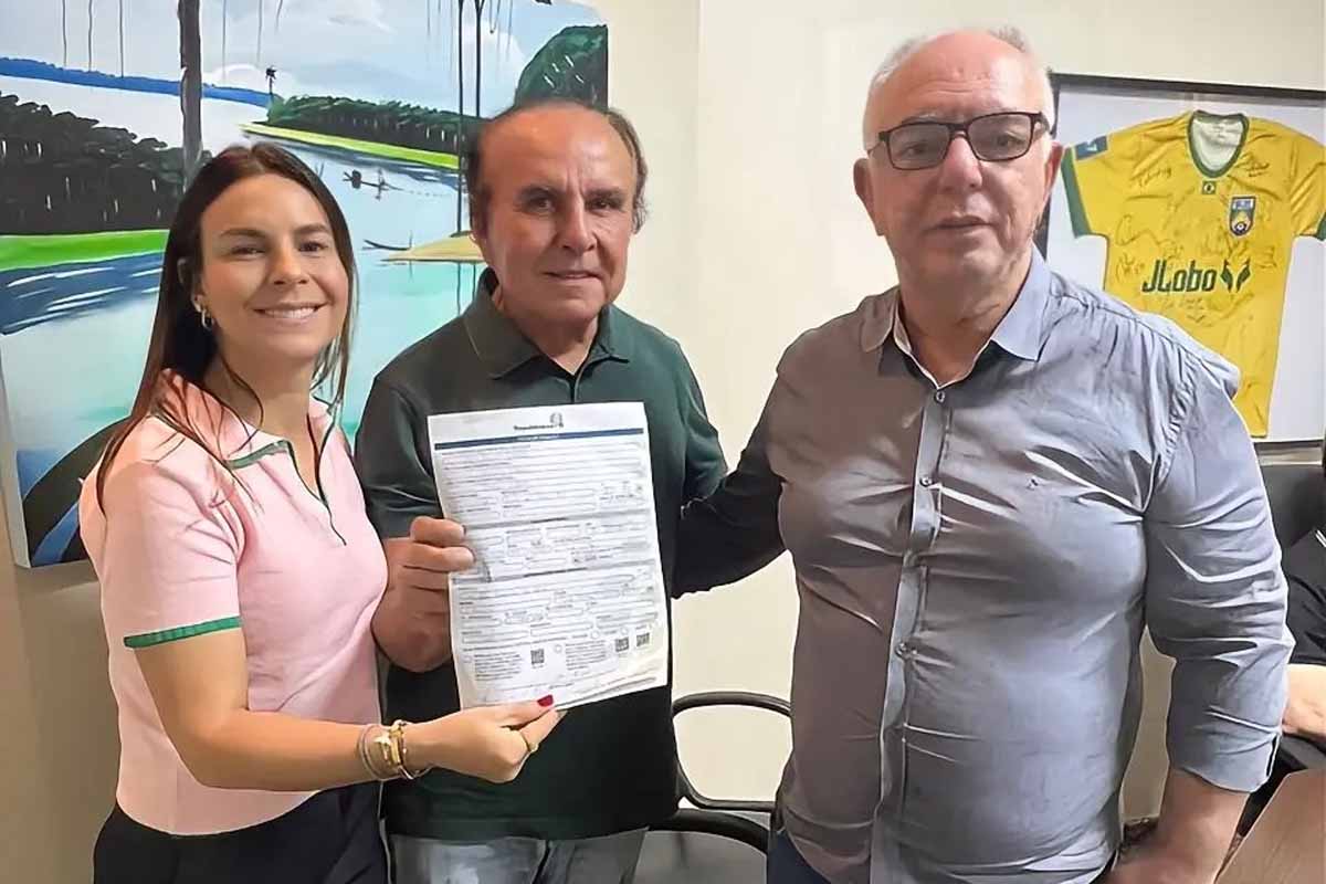 Ao lado de Aparício Carvalho, Mariana anuncia filiação de Mauro Nazif ao Republicanos