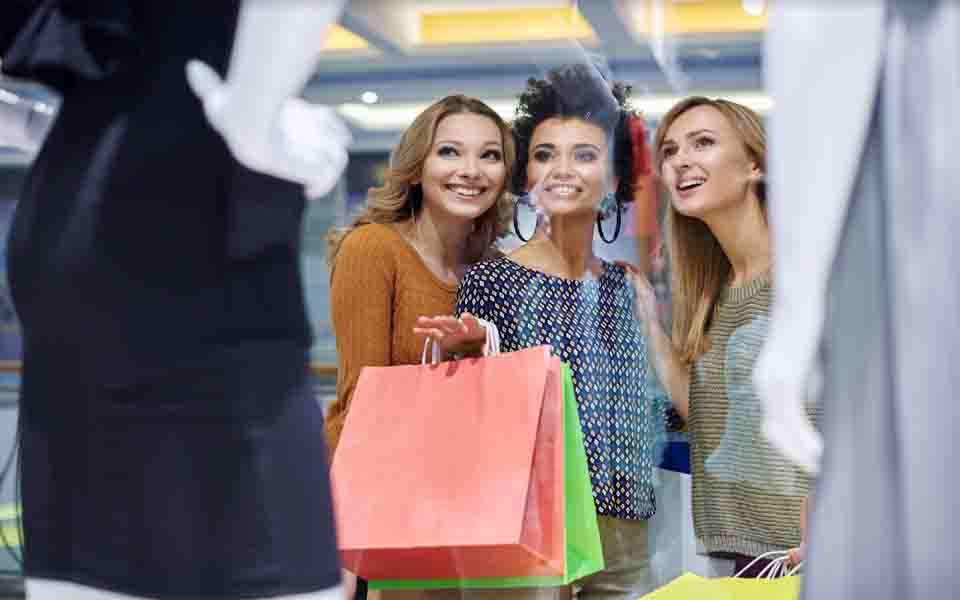 Sebrae realiza curso para empreendedores montarem vitrines mais atraentes