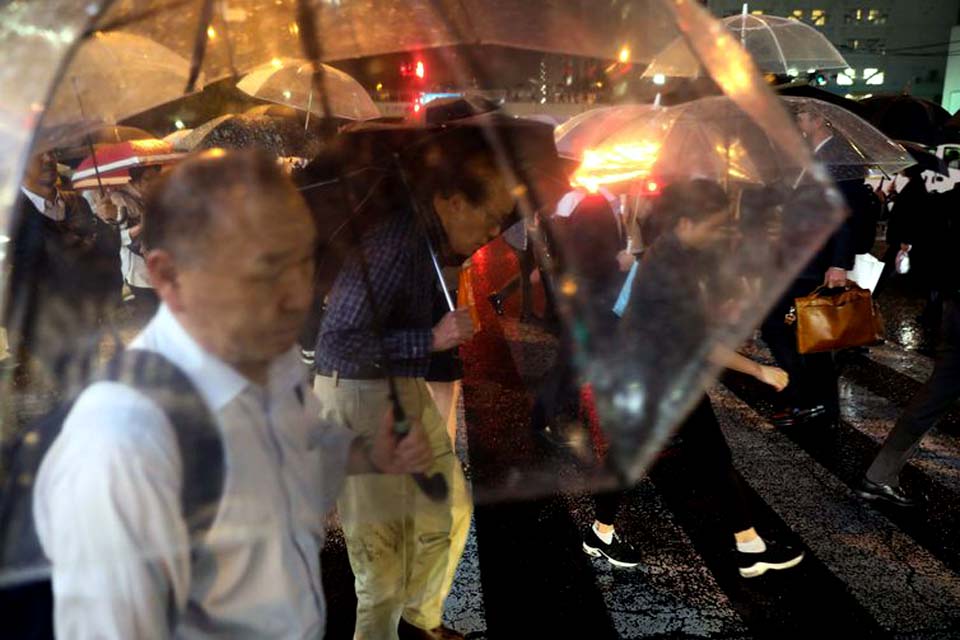 Meteorologia do Japão emite alertas de emergência para chuvas fortes