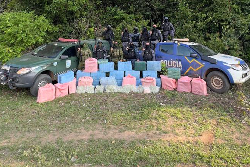 Forças de segurança de Rondônia e Mato Grosso apreendem cerca de 900 quilos de cocaína em operação conjunta
