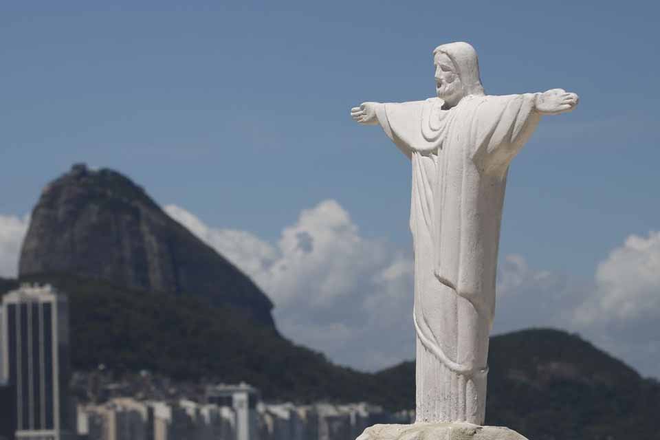 Rio de Janeiro celebra os 90 anos do Cristo Redentor