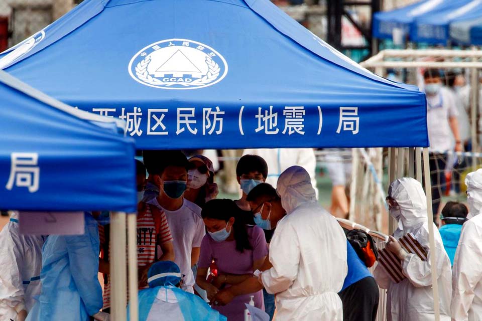 China enfrenta pior surto de covid-19 desde março de 2020