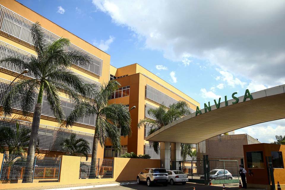 Anvisa autoriza realização de exame de análise clínica em farmácias