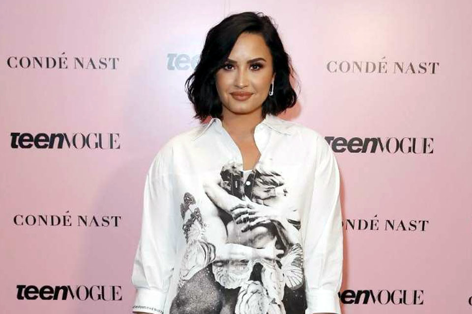 Demi Lovato lança música emotiva após término de noivado
