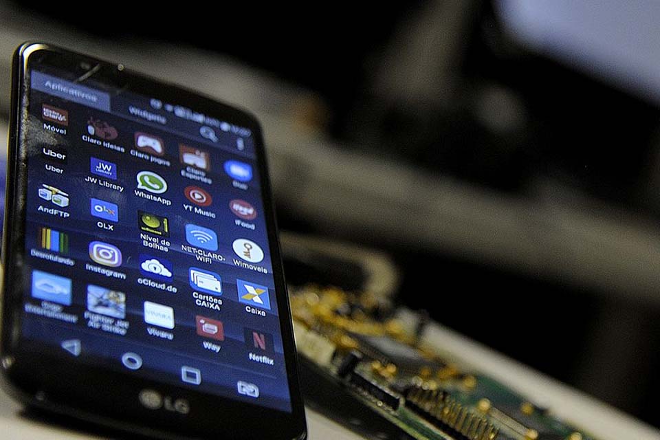 Adiamento do leilão 5G não prejudica implantação, diz ministro