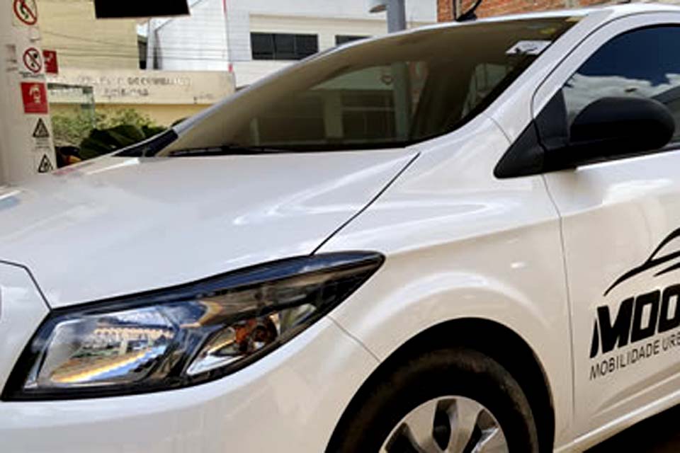 Lei regulamenta transporte por aplicativo na Estância Turística