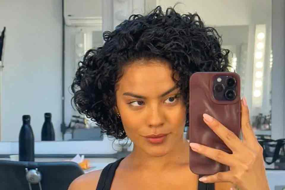 Bella Campos sobre medo, julgamento e opressão: “O patriarcado tenta nos controlar”