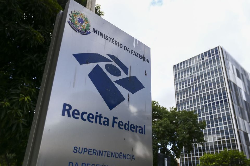 Receita explica como pedir regularização de CPF por e-mail