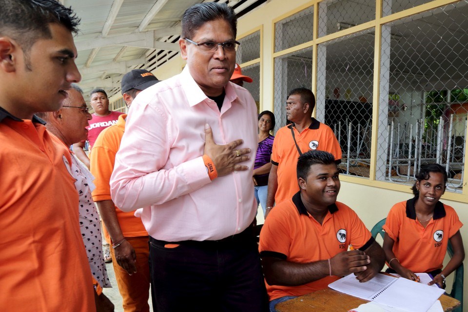 Parlamento do Suriname escolhe novo presidente para o país