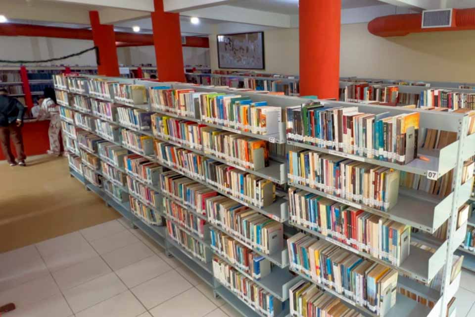 Bibliotecas municipais de Porto Velho oferecem ambiente enriquecedor e recursos variados a leitores e concurseiros