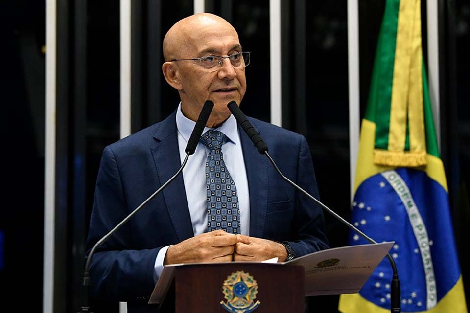 Confúcio sai para avaliar temperatura eleitoral; frigorífico fecha em Rondônia e 700 postos de trabalho estão perdidos