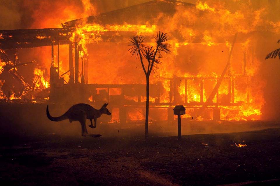 Austrália se prepara para temporada de calor extremo e incêndios