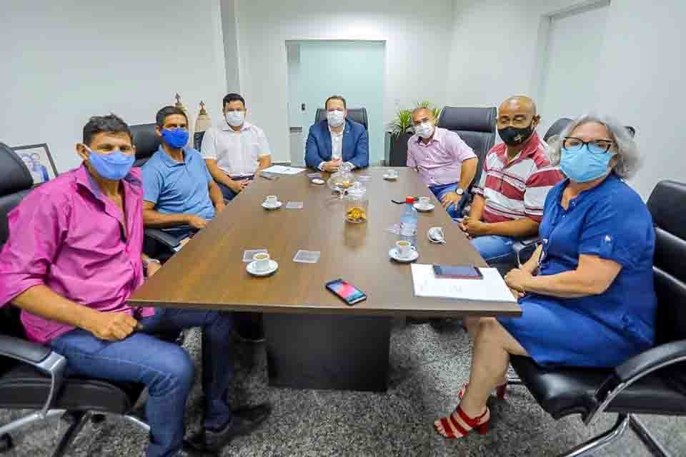 Tá na conta da prefeitura de Rio Crespo R$ 150 mil para a compra de tubos corrugados; Recurso assegurado pelo presidente Alex Redano