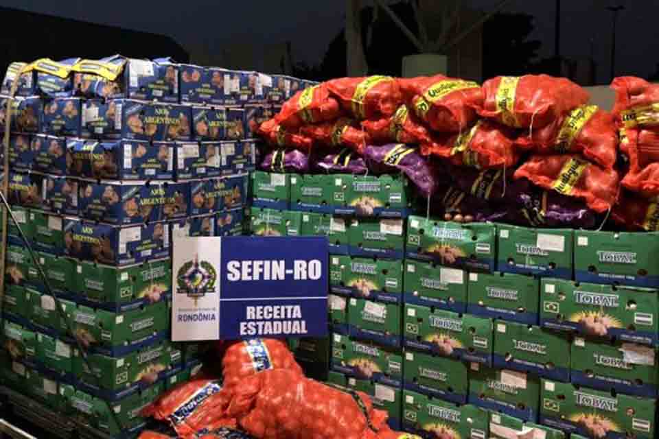 Auditores da SEFIN apreendem 300 caixas de alho transportadas sem nota fiscal
