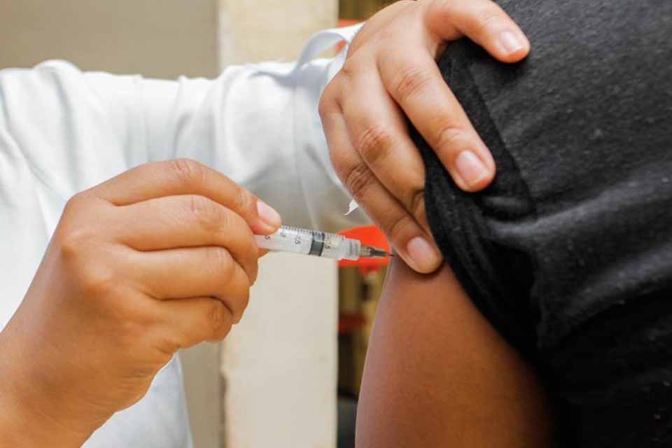 Rondônia receberá 5.400 doses da vacina contra a Covid-19; confira a distribuição por estado