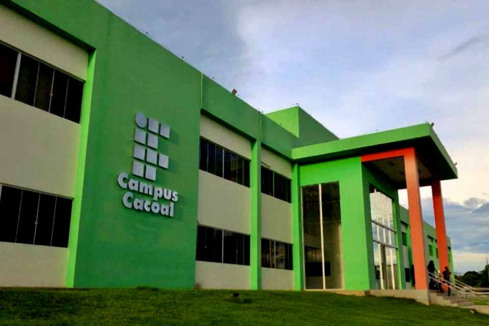 Programa de Mestrado Profissional em Ensino de Geografia oferece Curso de Estratégias de Leitura em Língua Espanhola