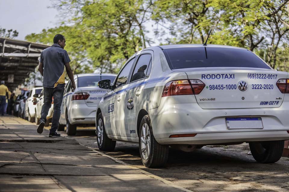 Auxílio emergencial para taxistas começa a ser pago na terça-feira (16); em Porto Velho, 425 profissionais receberão o benefício